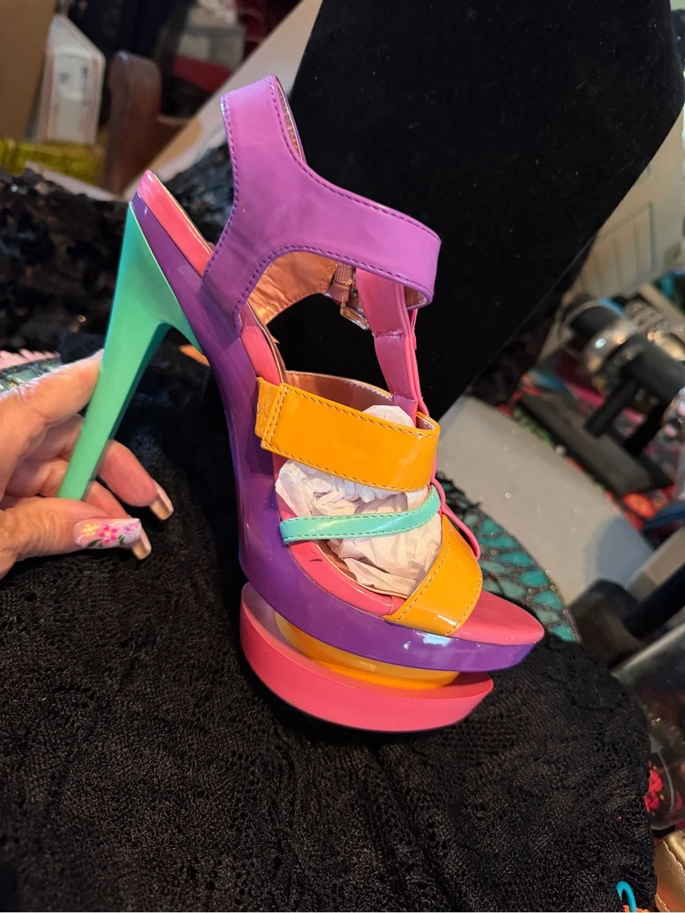 Vintage & Awesome Platform Spikes